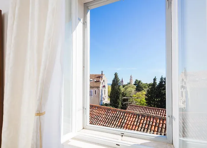 Supreme Vendégház 4*